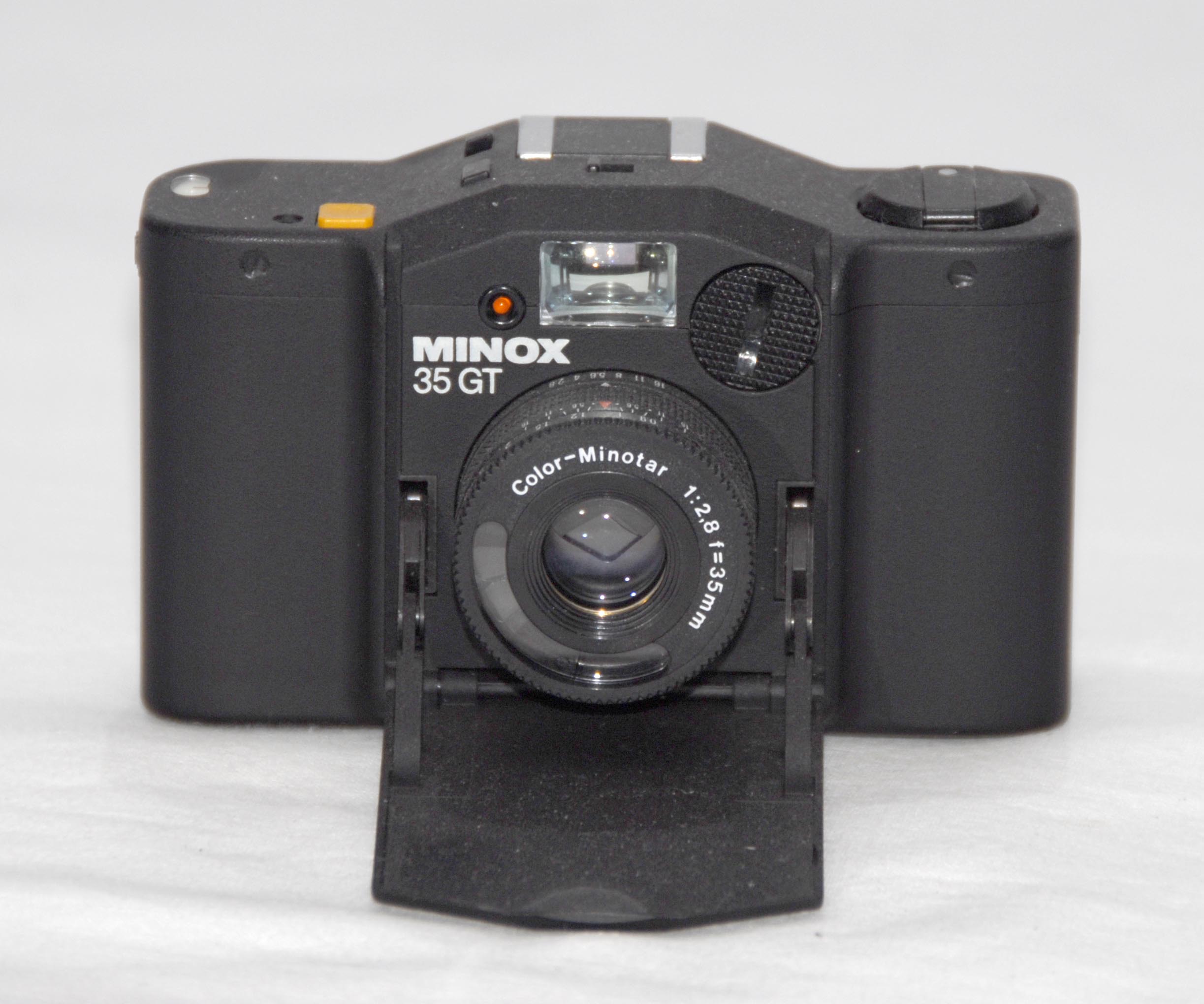 MINOX 35 GT